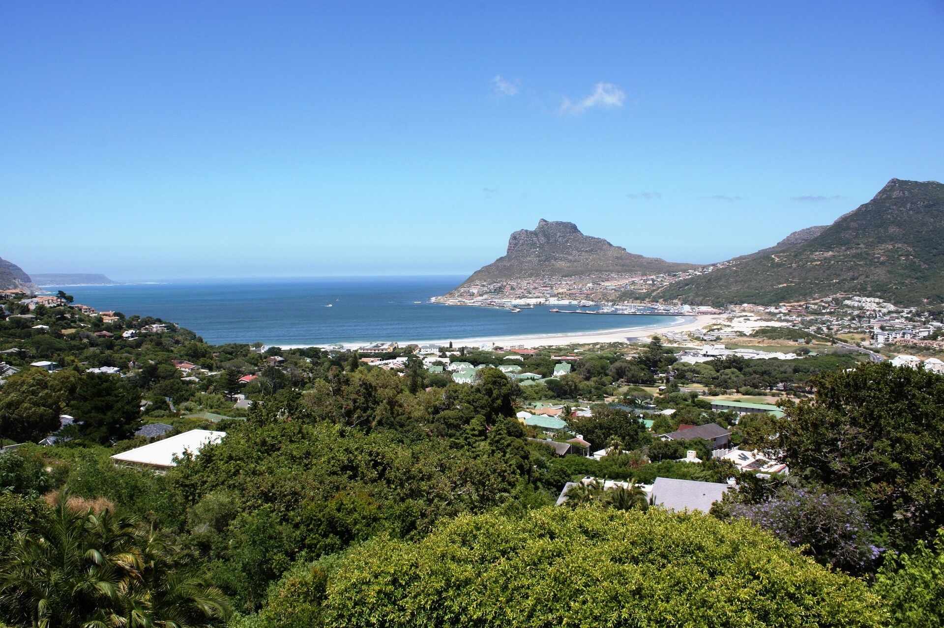Trayecto en coche a Hout Bay por Champan’s Peak