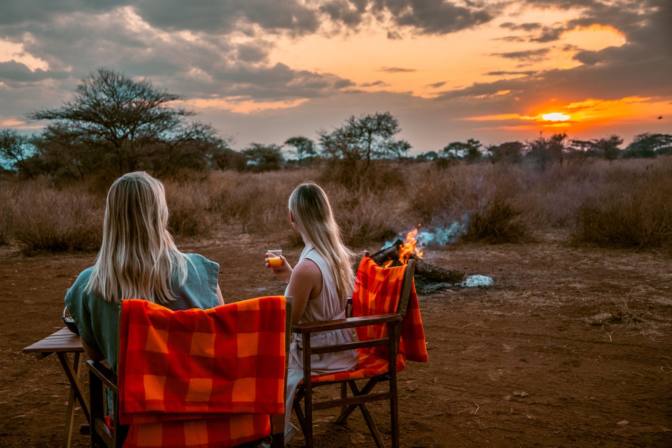 Aperitivo al atardecer en Tulia Amboseli